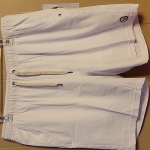VUORI Men Shorts  Size XL